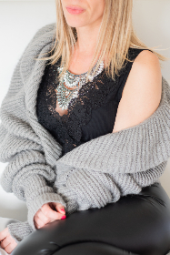 国产网红黑料网：揭秘网络红人背后的真实故事与黑暗秘密