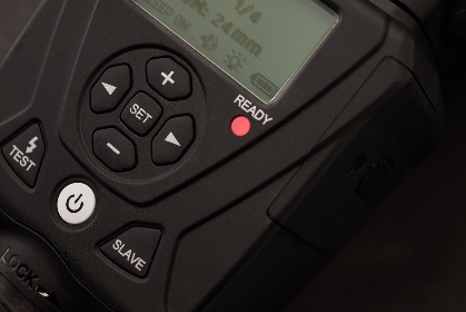 初恋时间雷火剑第一集免费观看：探索青春爱情与冒险的奇幻旅程